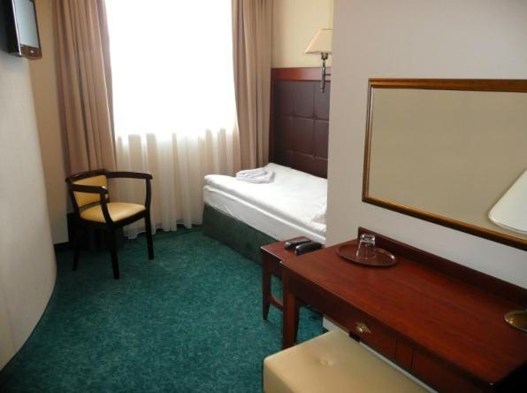 Hotel Gniecki Gdansk Przejazdowo Luaran gambar
