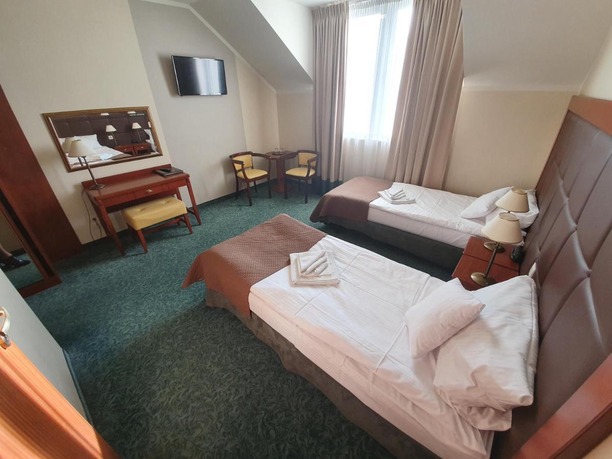 Hotel Gniecki Gdansk Przejazdowo Luaran gambar